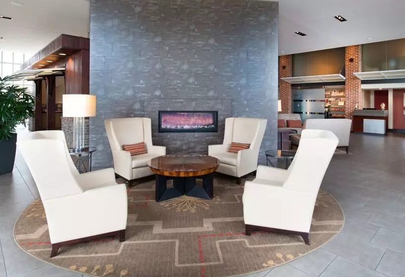 Doubletree By Hilton Hotel & Suites Charleston Airport