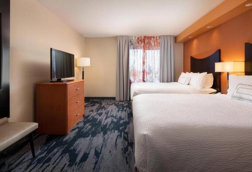 فندق Fairfield Inn & Suites Redding