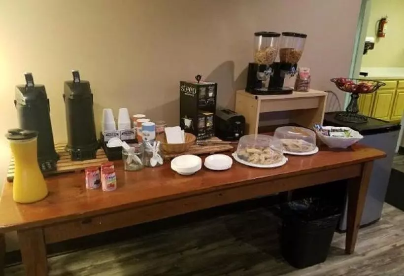 호텔 French Creek Inn