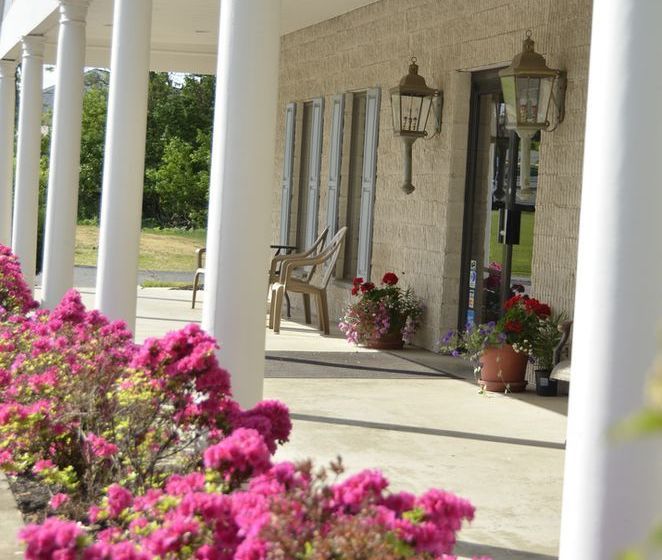 호텔 French Creek Inn