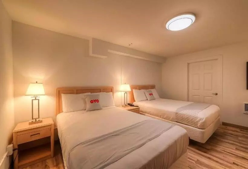 Отель Knights Inn Newport