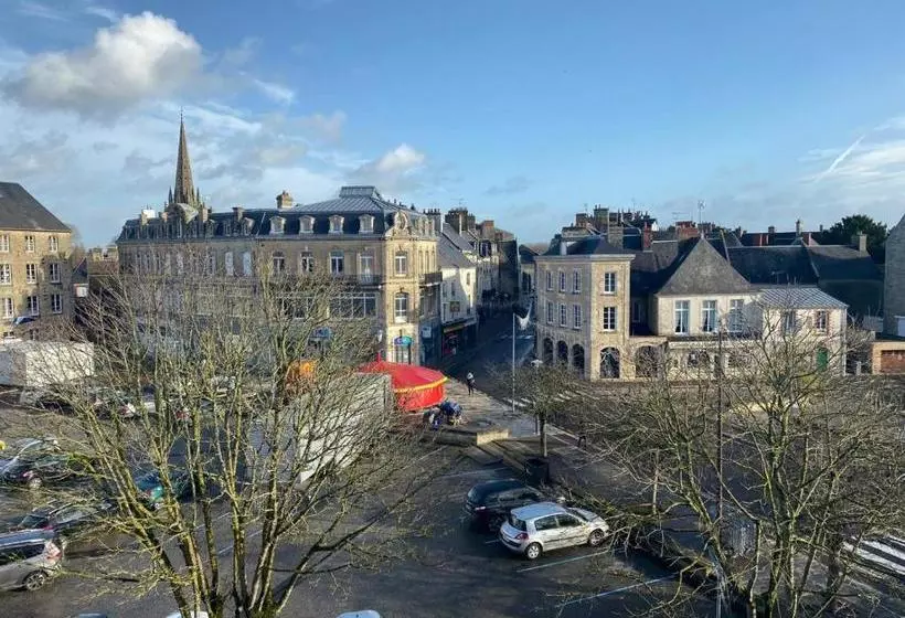 فندق Hôtel Le Vauban