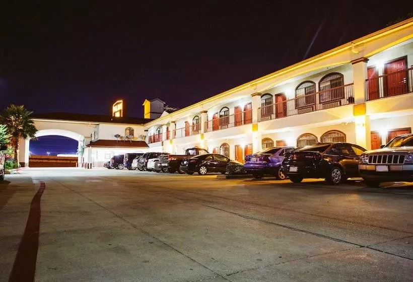 호텔 Palace Inn   Baytown I 10