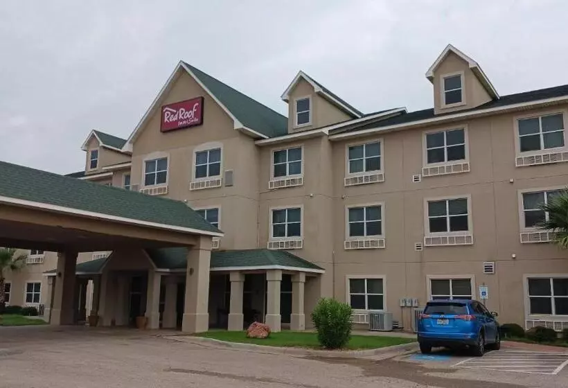 هتل Red Roof Inn & Suites Midland