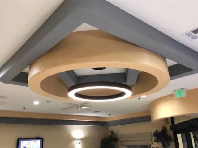 فندق Robinson Inn And Suites