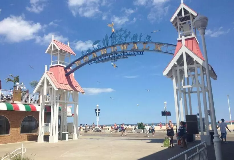 酒店 Sea Breeze Ocean City