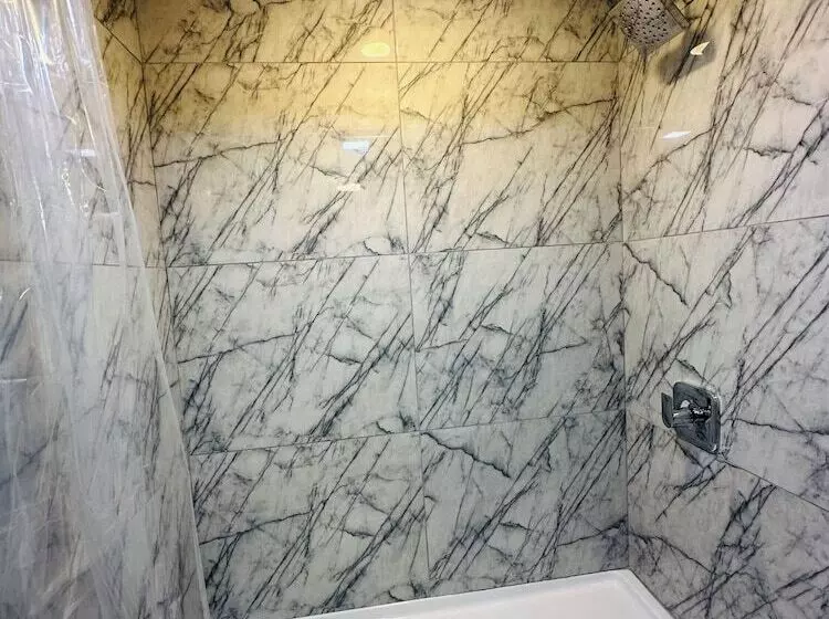 酒店 Studios At Fontainebleau Terrace