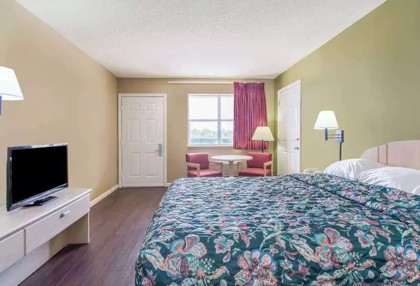 호텔 Super 8 By Wyndham Monticello