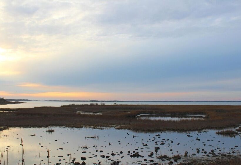 Lucayan Resort By Kees Vacations