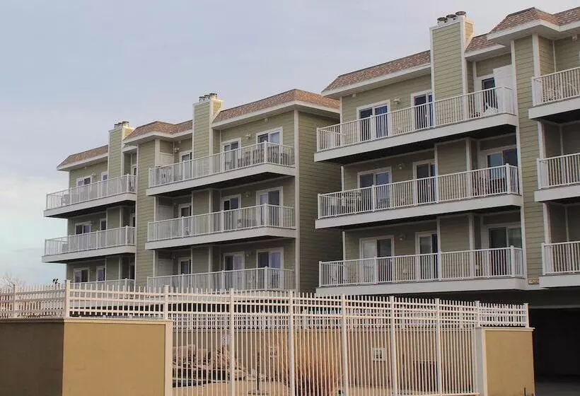 Lucayan Resort By Kees Vacations