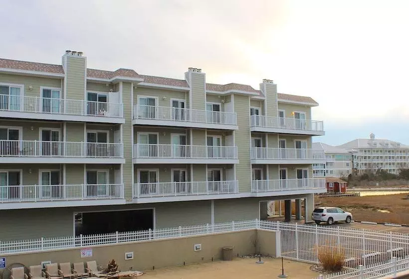 Lucayan Resort By Kees Vacations