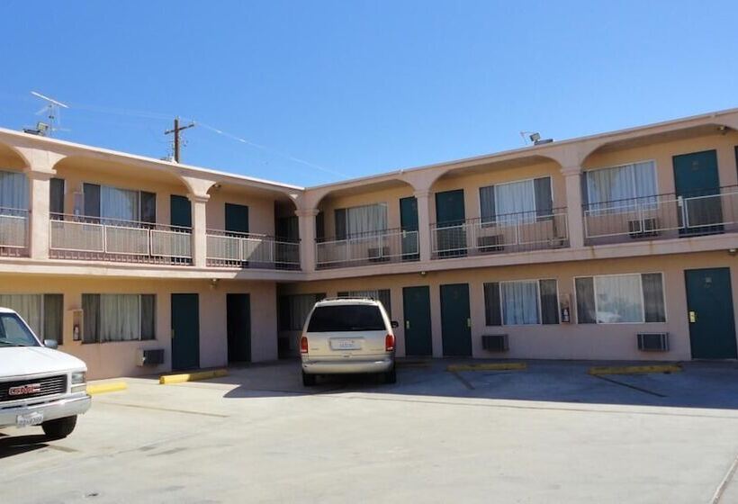 汽车旅馆 Imperial 400 Motor Inn