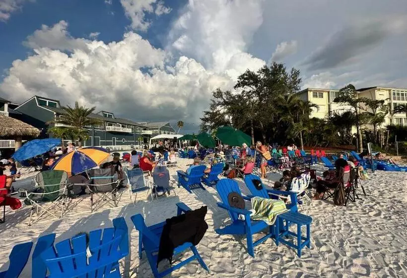 Курорт The Suites At Fishermen S Village 2 Bedroom Suites