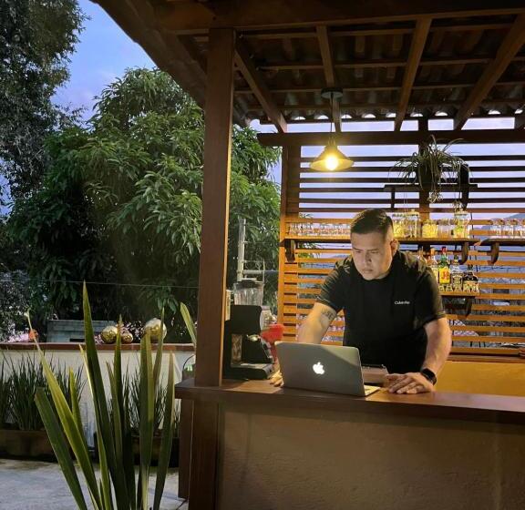 هتل Hospedaje Casa Teotleco