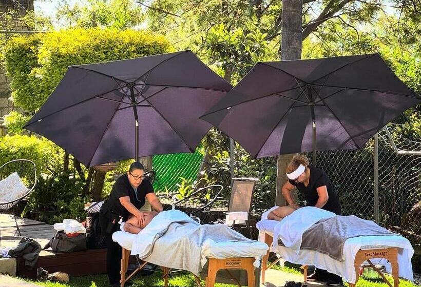 هتل Hospedaje Casa Teotleco