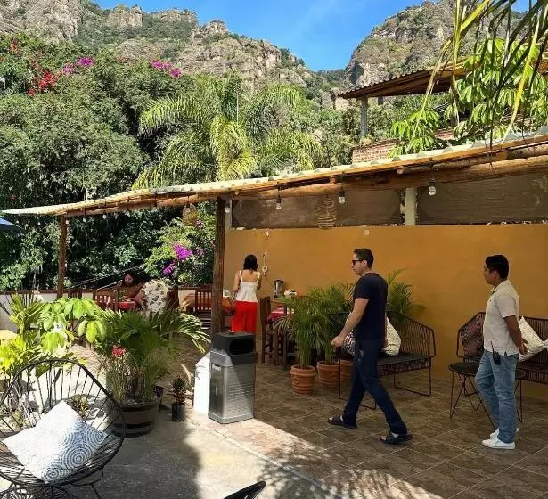 هتل Hospedaje Casa Teotleco