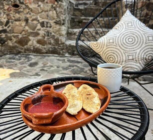 هتل Hospedaje Casa Teotleco