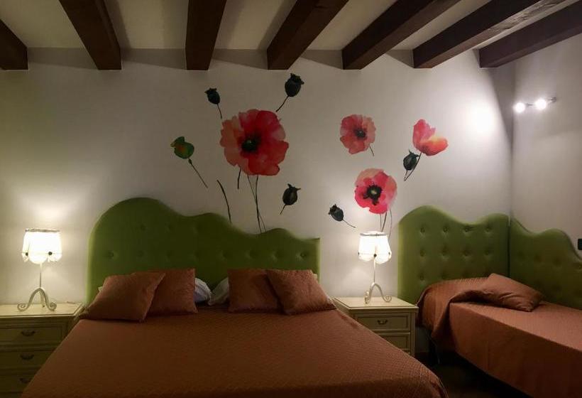 مبيت وإفطار Flower Inn