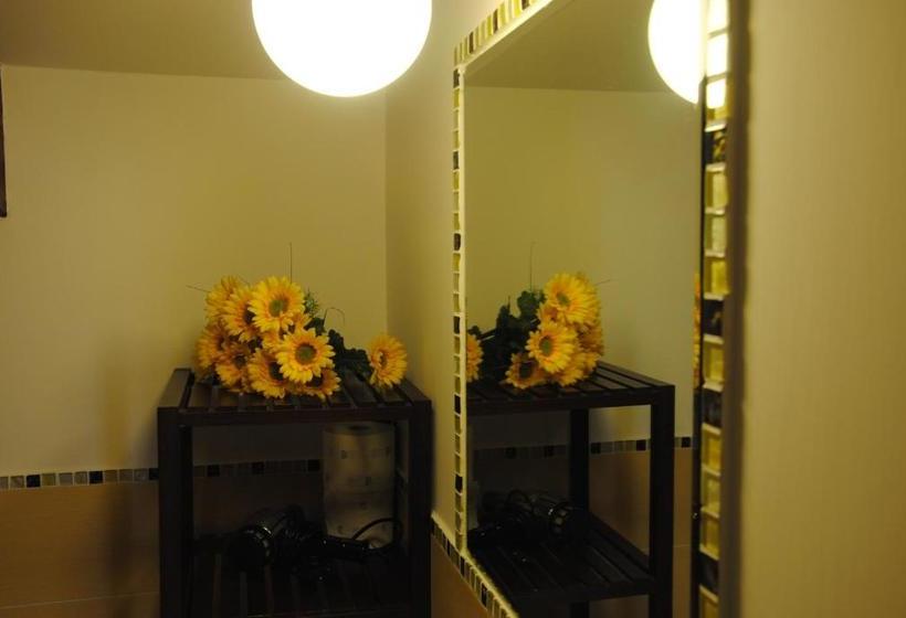 مبيت وإفطار Flower Inn