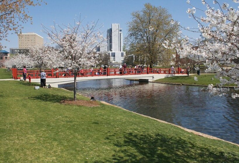 Fairfield Inn & Suites By Marriott Athens I 65