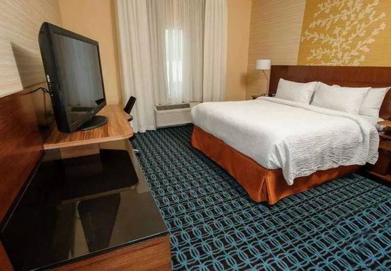 Fairfield Inn & Suites By Marriott Athens I 65