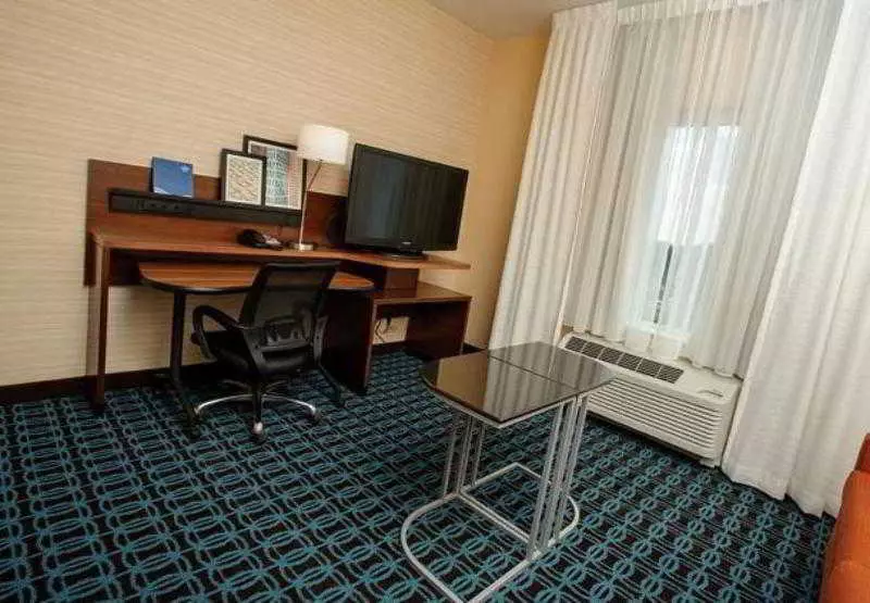 Fairfield Inn & Suites By Marriott Athens I 65