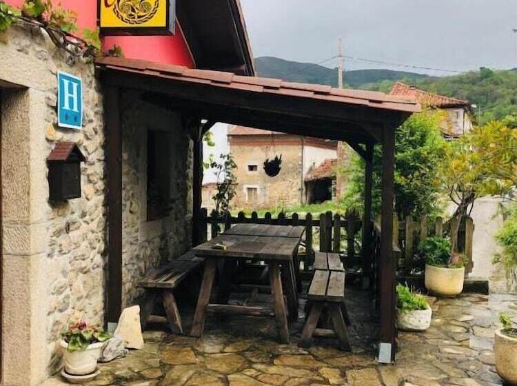 בית מלון כפרי Alda