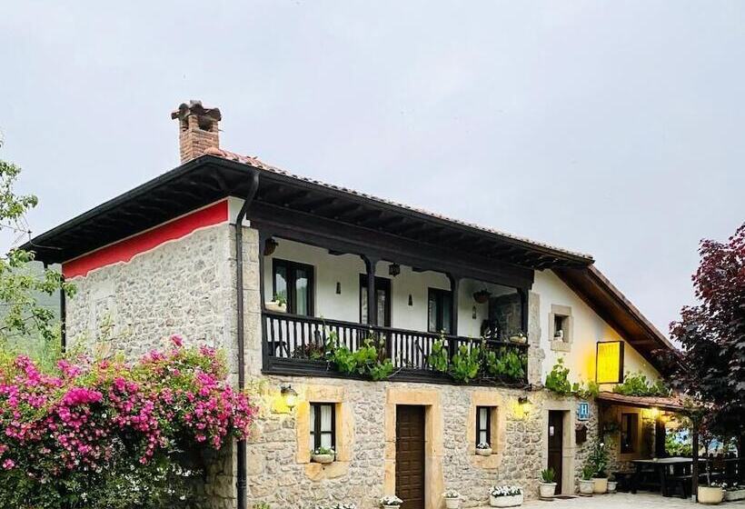 בית מלון כפרי Alda