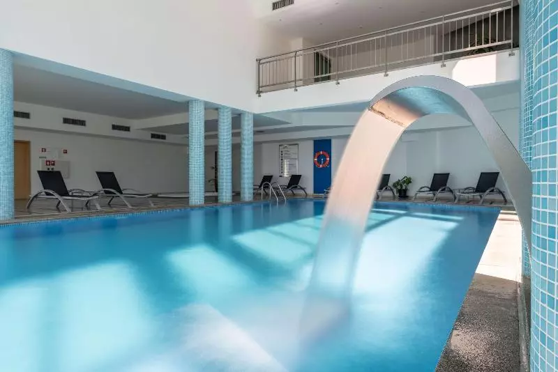 בית מלון כפרי Angra Marina