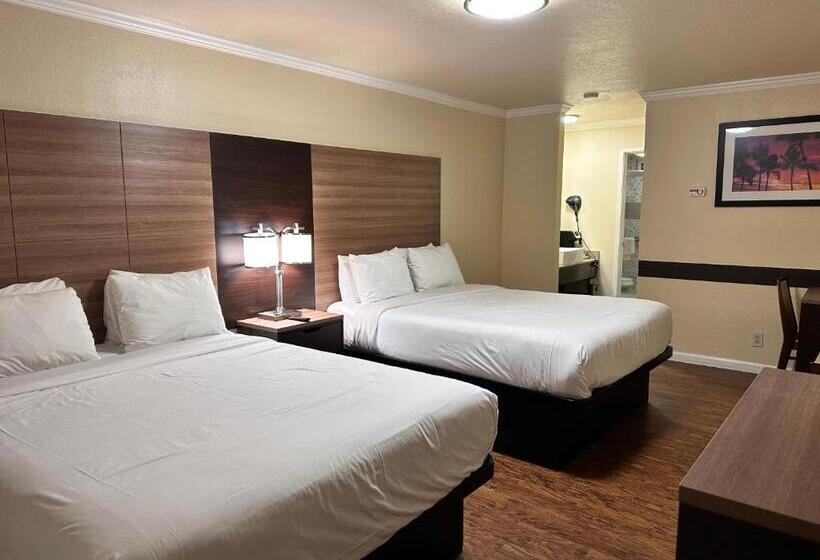 فندق Beachwalker Inn Cayucos