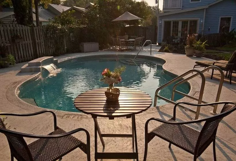 ホテル Blue Heron Inn