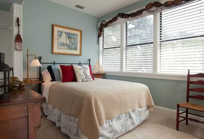 ホテル Blue Heron Inn