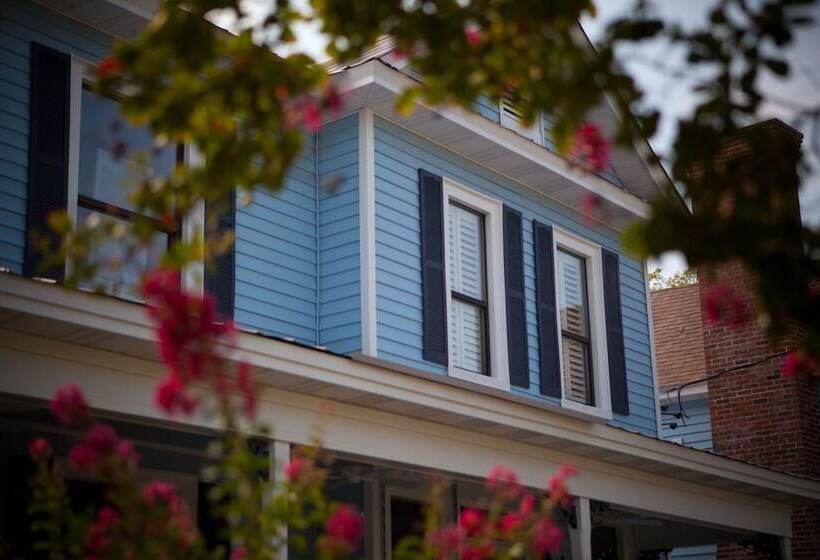 Отель Blue Heron Inn