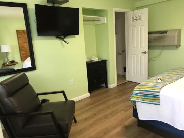 酒店 Lake Inn And Restaurant