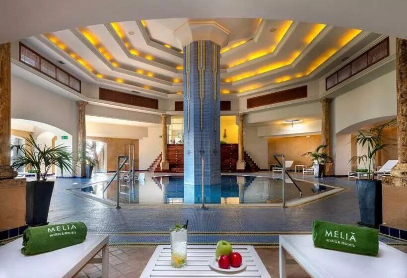 בית מלון כפרי Meliá Isla Canela