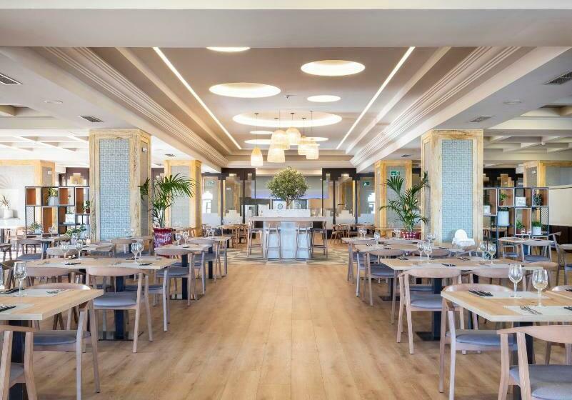 هتل Meliá Isla Canela