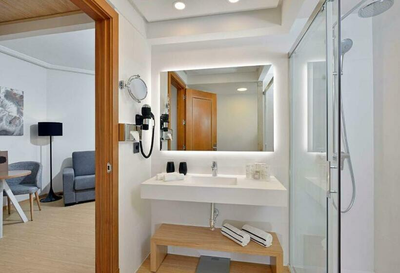 هتل Meliá Isla Canela