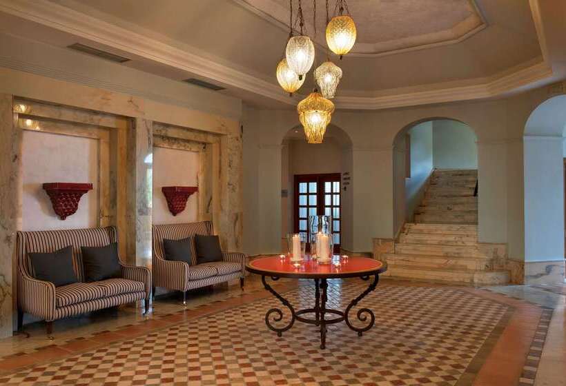 هتل Meliá Isla Canela