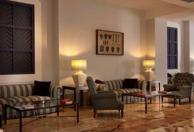 בית מלון כפרי Meliá Isla Canela