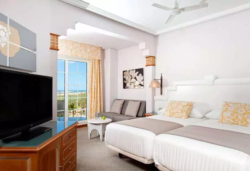 בית מלון כפרי Meliá Isla Canela