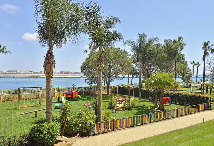 בית מלון כפרי Meliá Isla Canela