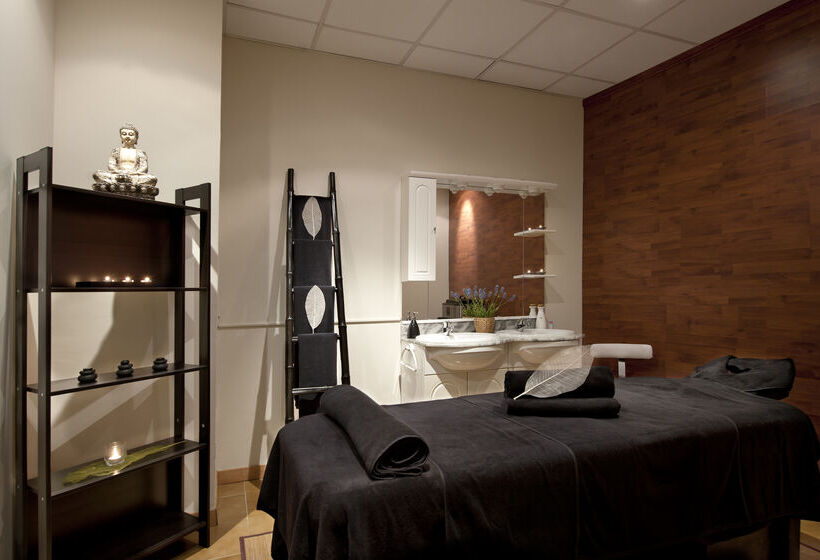 هتل Meliá Isla Canela