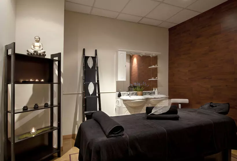 בית מלון כפרי Meliá Isla Canela