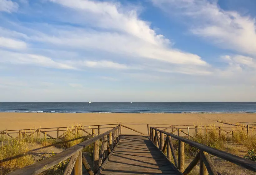 בית מלון כפרי Meliá Isla Canela