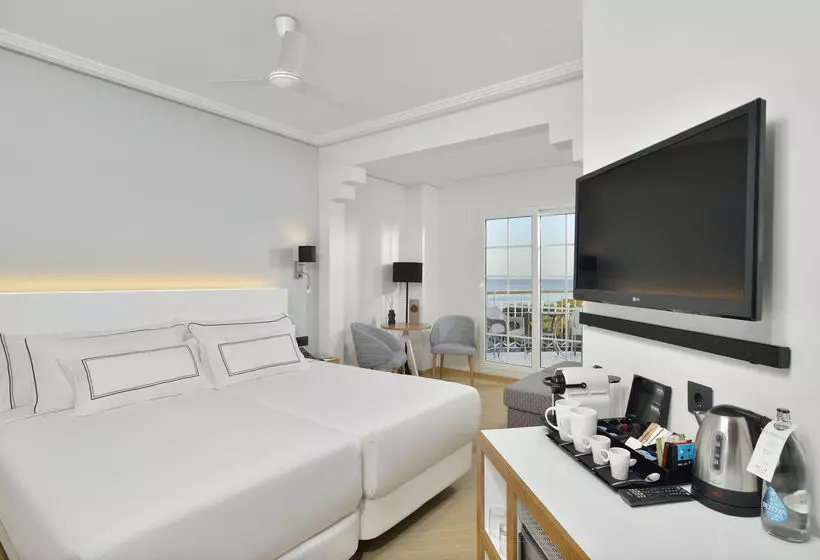 בית מלון כפרי Meliá Isla Canela