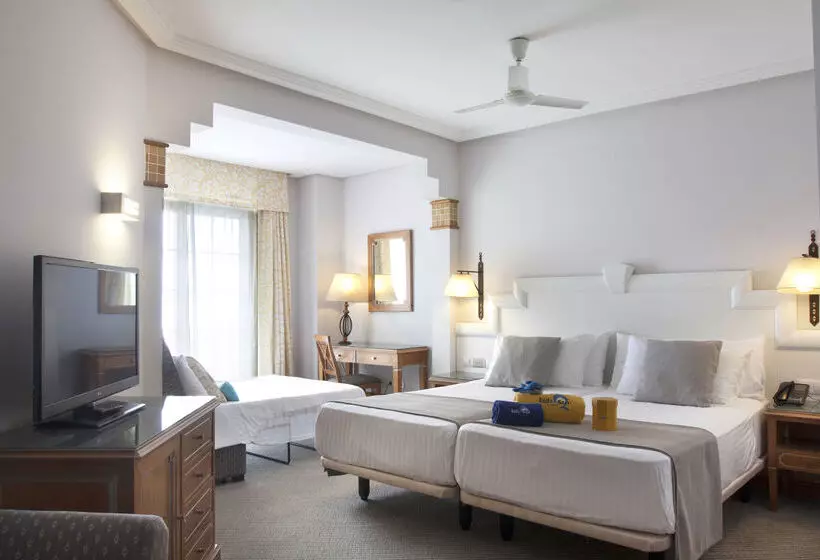 בית מלון כפרי Meliá Isla Canela