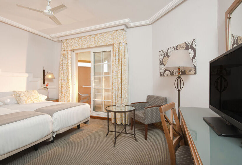 هتل Meliá Isla Canela