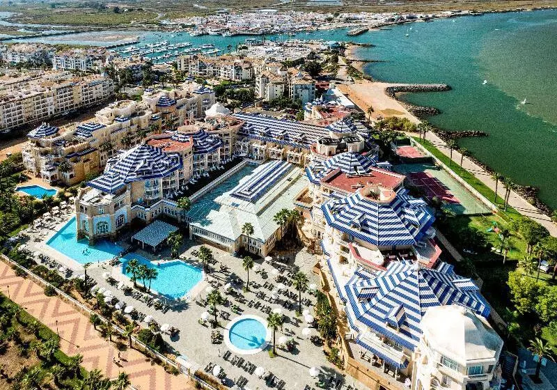 בית מלון כפרי Meliá Isla Canela