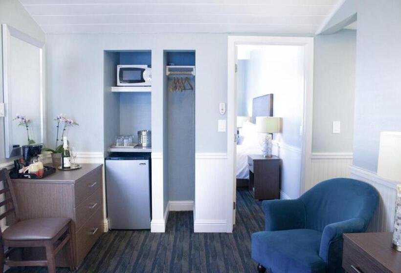 Отель Ocean Echo Inn & Beach Cottages