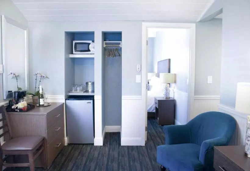 בית מלון כפרי Ocean Echo Inn & Beach Cottages